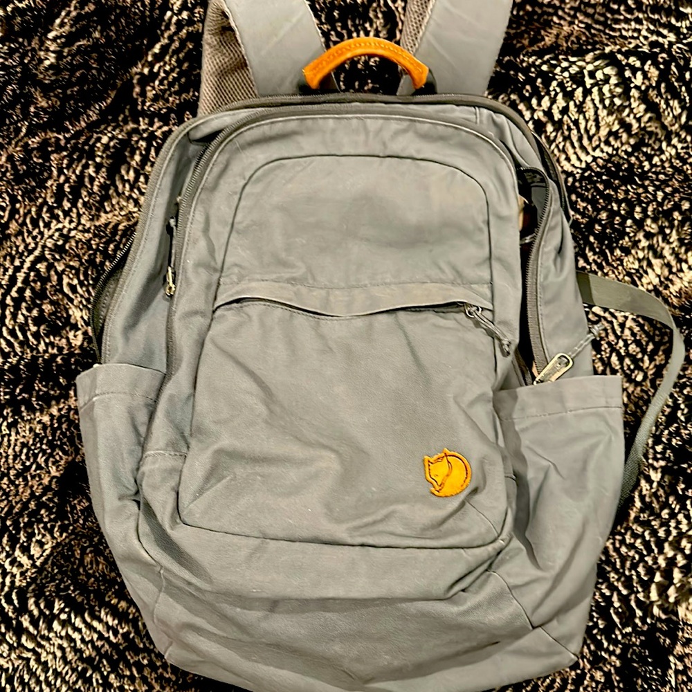 Fjallraven classic backpack in grey blue
